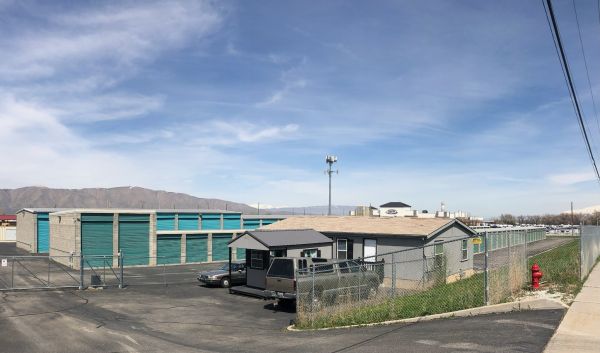 Sunset Storage Centers - 857 North 500 East