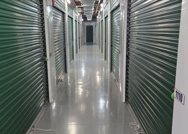 Extra Space Storage - 5156 - Bradenton - Lena Rd - 5246 Lena Road
