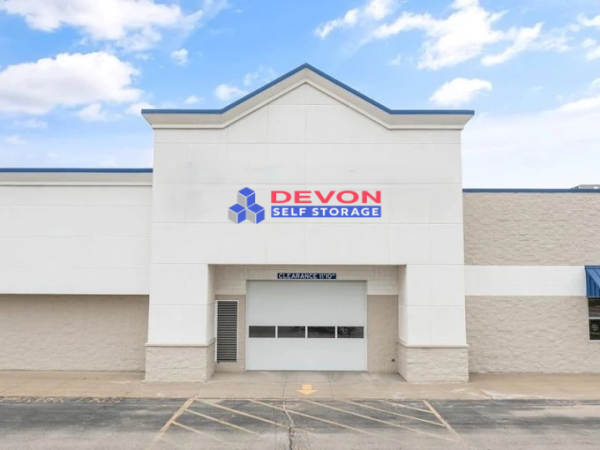 Devon Self Storage, LLC - Devon Self Storage - 9706 - Cedar Rapids - 2100 Edgewood Road Southwest