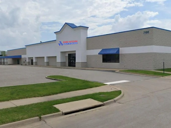 Devon Self Storage, LLC - Devon Self Storage - 9706 - Cedar Rapids - 2100 Edgewood Road Southwest