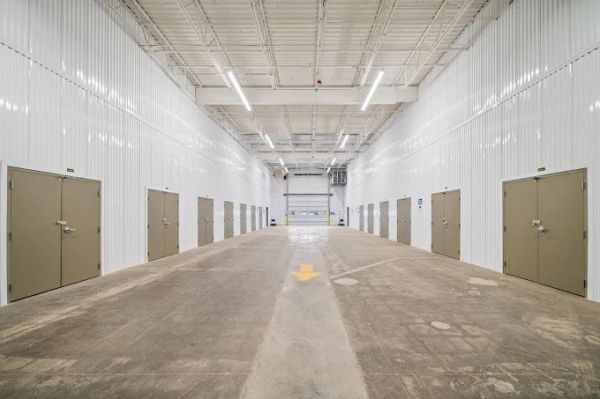 Devon Self Storage, LLC - Devon Self Storage - 9706 - Cedar Rapids - 2100 Edgewood Road Southwest