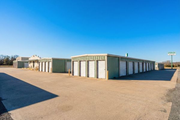 Country Place Storage - 11406 Old Highway 71