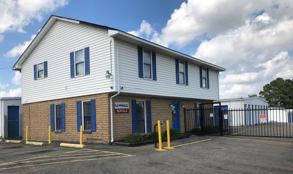 AAAA Self Storage - Petersburg - 1607 East Washington Street