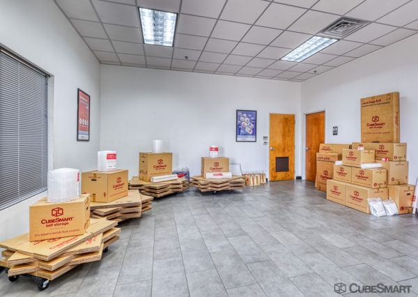 CubeSmart Self Storage - 108 South Belt Line Road- TX - 108 South Belt Line Road