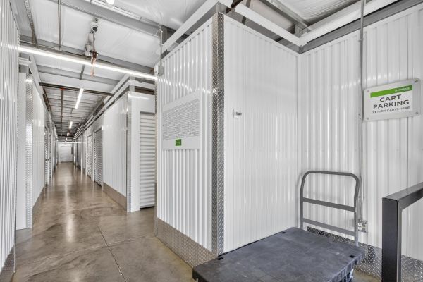Storelocal Storage - Parkway - 1024 Parkway Drive