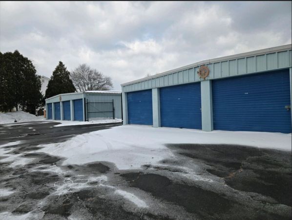 Extra Space Storage - 5109 - South Windsor - Sullivan Ave - 688 Sullivan Avenue