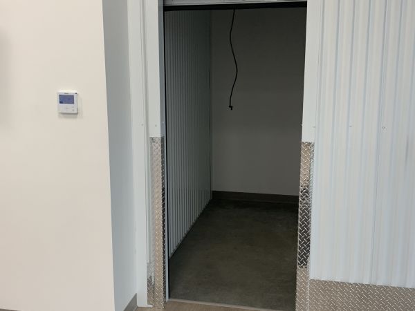 Shield Storage - 2601 Scott Avenue - 2601 West Scott Avenue