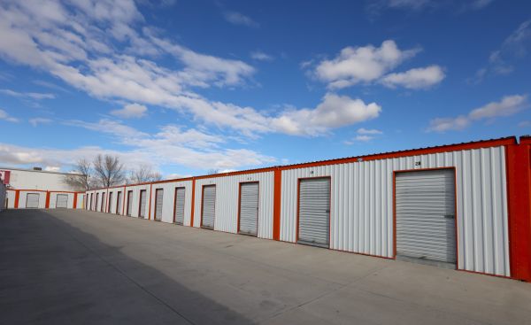 Diamond Storage - 459 Willow Road