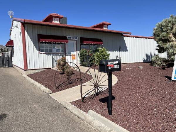 Shield Storage - 4475 N Bank St - 4475 North Bank Street