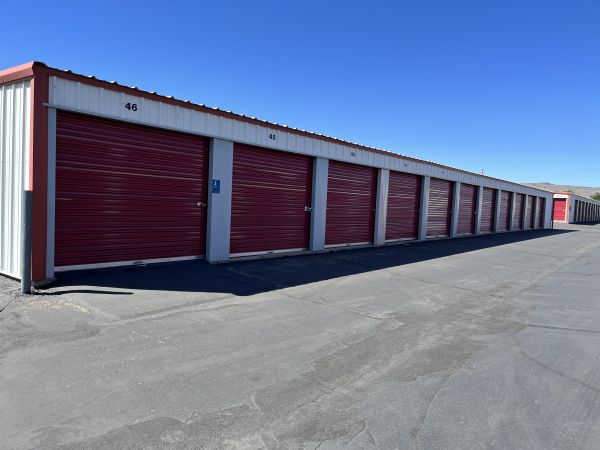 Shield Storage - 4475 N Bank St - 4475 North Bank Street