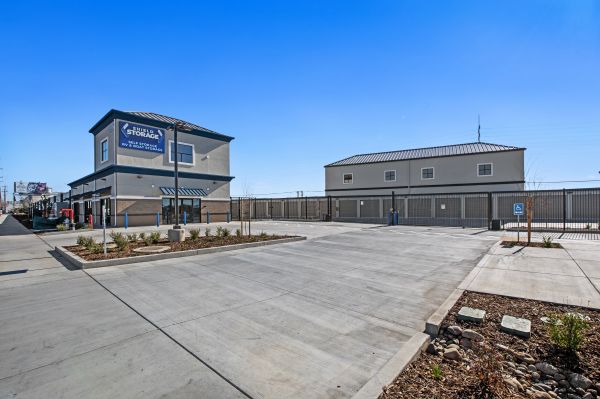 Shield Storage - 8240 Folsom Blvd - 8240 Folsom Boulevard