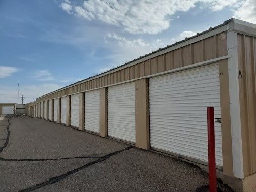 Shield Storage - 3301 Northern Blvd NE - 3301 Northern Boulevard Northeast