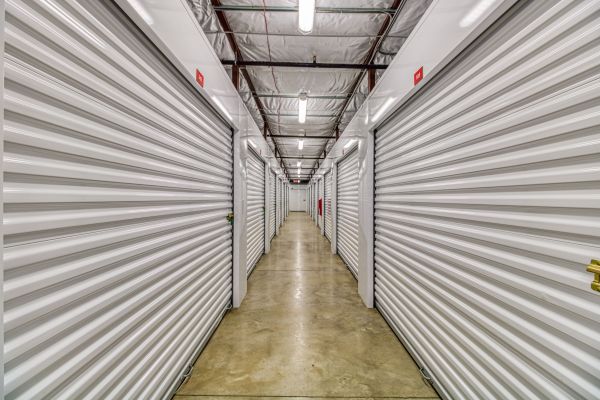 Radiant Storage - Tuscaloosa - 1731 8th Avenue