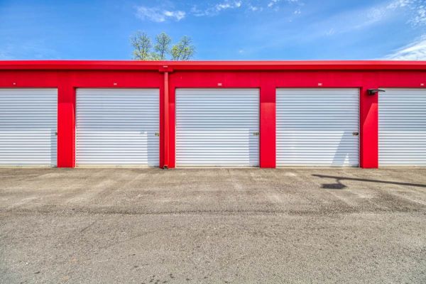 Radiant Storage - Tuscaloosa - 1731 8th Avenue