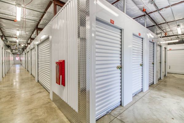 Radiant Storage - Tuscaloosa - 1731 8th Avenue