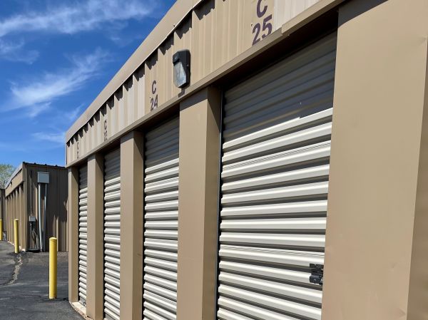 Shield Storage -1340 Calle De Las Lomas - 1340 Calle De Las Lomas