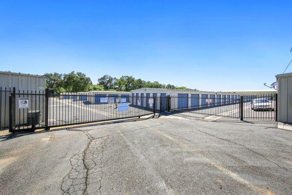 Shield Storage - 15045 Camage Ave - 15045 Camage Avenue