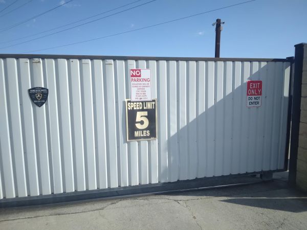 Pacific Storage - 4201 West San Jose Avenue