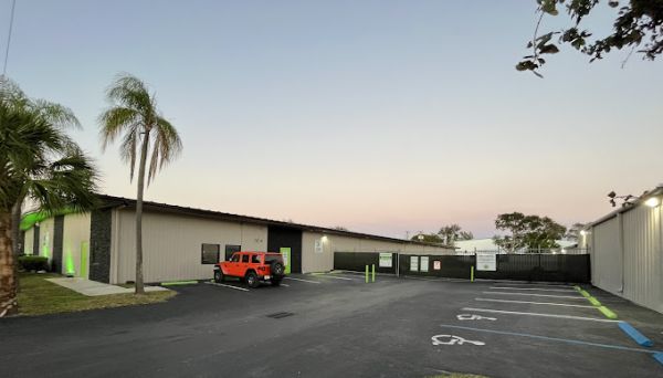 Lake Worth Storage - 900 Barnett Drive