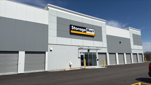 StorageMart - E Terra Cotta Ave - 4504 East Terra Cotta Avenue