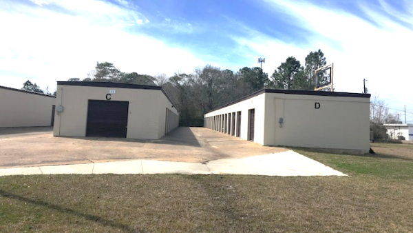 Radiant Storage - Groves - 6111 Gulfway Drive