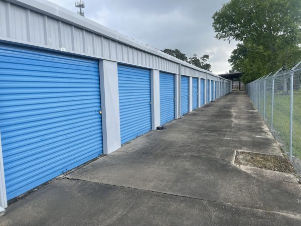 Radiant Storage - Bridge City - 110 Tenney Street