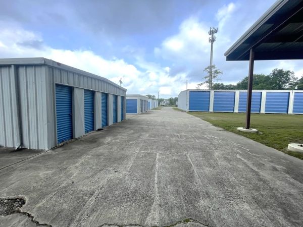 Radiant Storage - Bridge City - 110 Tenney Street