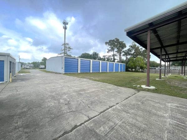 Radiant Storage - Bridge City - 110 Tenney Street