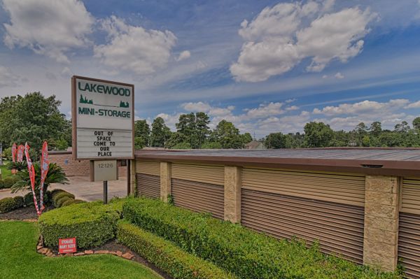 Lakewood Mini Storage - 12126 Louetta Road