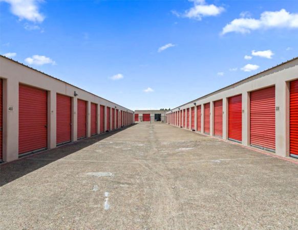 Dallas Secure Storage and Warehouse - 1920 North Interstate 35 East Road