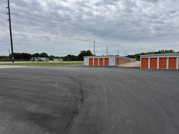 Blue Sky Self Storage - Thomson - 1840 Dallas Drive