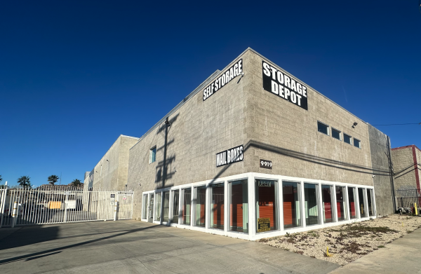 Storage Depot - 9919 Canoga Avenue