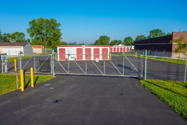 Miles of Storage - Anderson - 5327 Doctor Martin Luther King Junior Boulevard