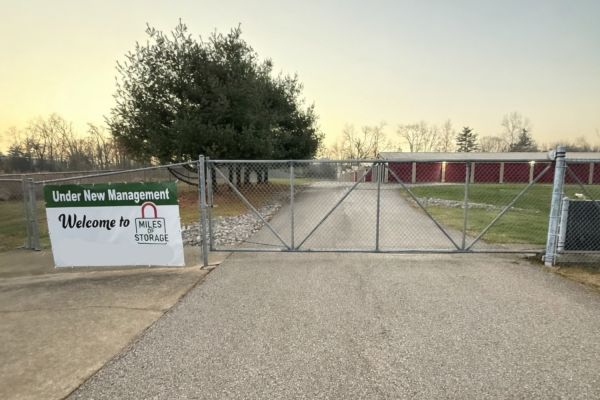 Miles of Storage - Bloomington - 4724 South Walnut Street Pike