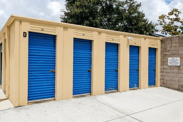 Jaguar Storage - 6111 Old Shell Road