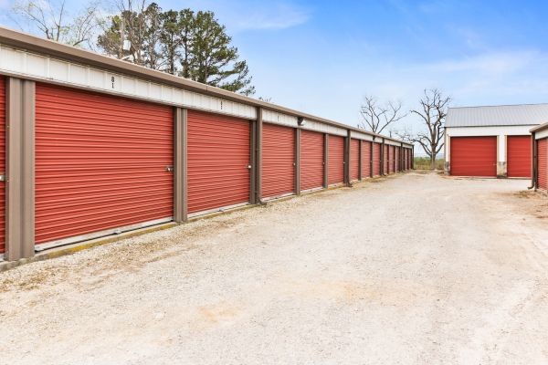 Silverback Storage - Berryville - 425 Hammons Avenue