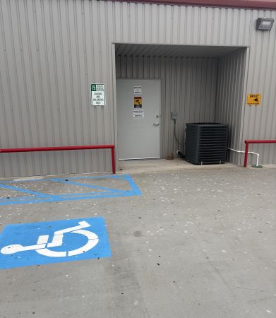 Affordable Mini Storage ,Sinton - 103 South Vineyard Avenue