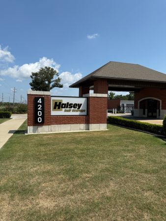Halsey Self Storage - 4200 South Caraway Road