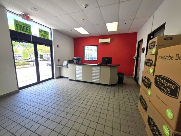 Extra Space Storage - 5214 - Hialeah - W 20th Ave - 5301 West 20th Avenue