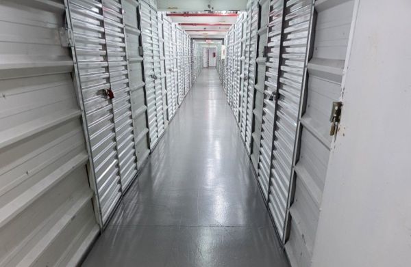 Extra Space Storage - 5214 - Hialeah - W 20th Ave - 5301 West 20th Avenue