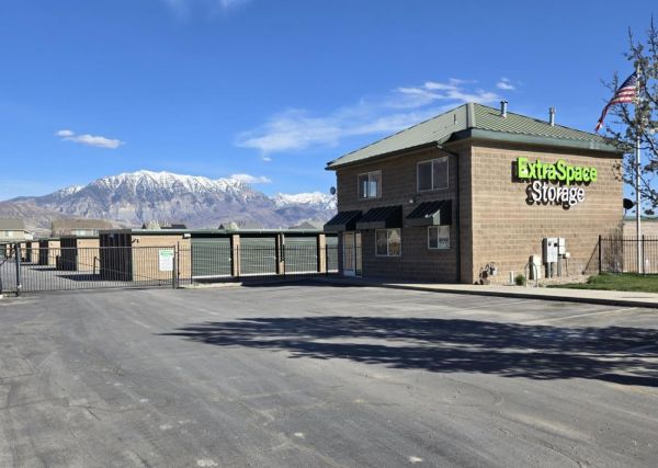Extra Space Storage - 5212 - Lindon - N 2000 W - 426 North 2000 West Street