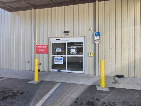 Extra Space Storage - 5188 - Orlando - 6205 W Colonial Dr - 6205 West Colonial Drive