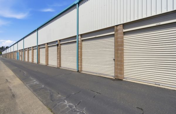 Storage Master Self Storage - 3205 Dutton Avenue