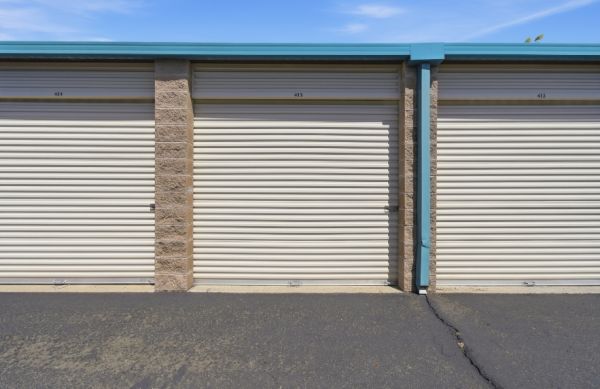 Storage Master Self Storage - 3205 Dutton Avenue