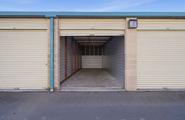 Storage Master Self Storage - 3205 Dutton Avenue
