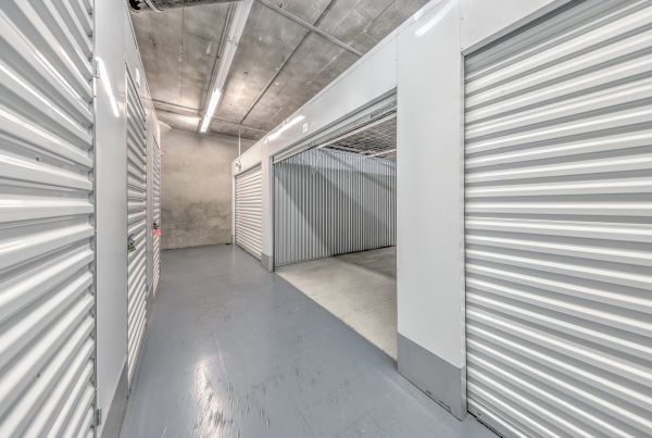 Self Storage at Telegraph - 2633 Telegraph Avenue