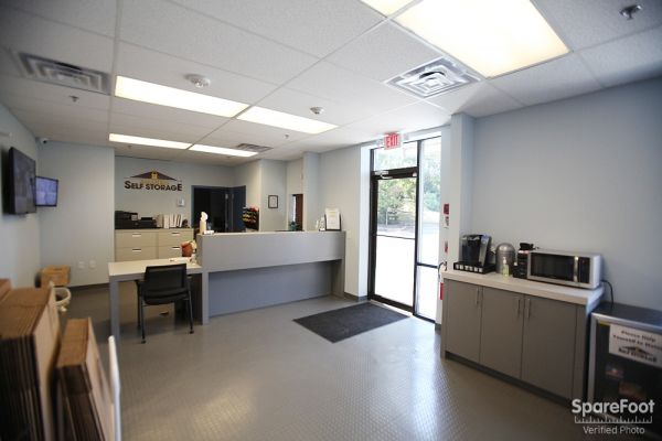Fairfield Self Storage - 226 Passaic Avenue