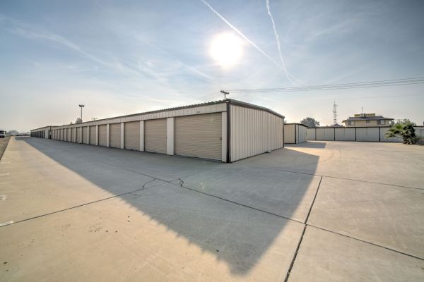 Budget Mini Storage - 1550 Glendale Avenue