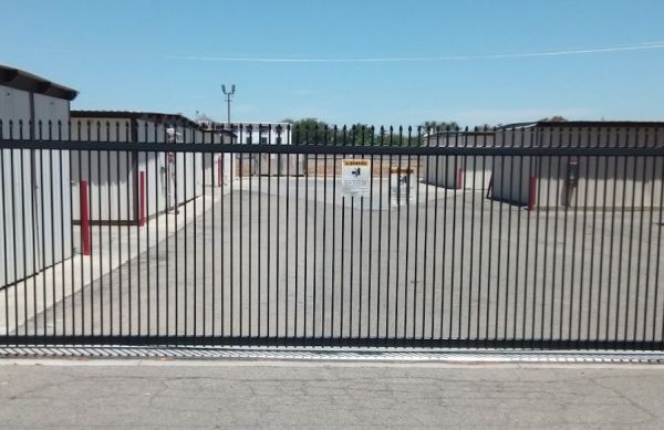 Budget Mini Storage - 1550 Glendale Avenue
