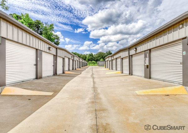 CubeSmart Self Storage - 1326 East Grande Boulevard - TX - 1326 East Grande Boulevard